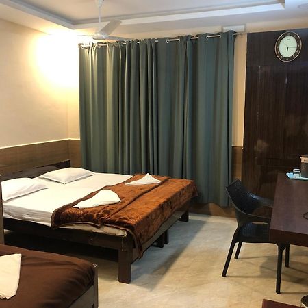 Hotel Sugam Karaikudi Exteriör bild